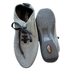 Arcopedico Women's Gray Knit Lace Up Shoe Comfort Soles Look Unworn 41 -9.5-10